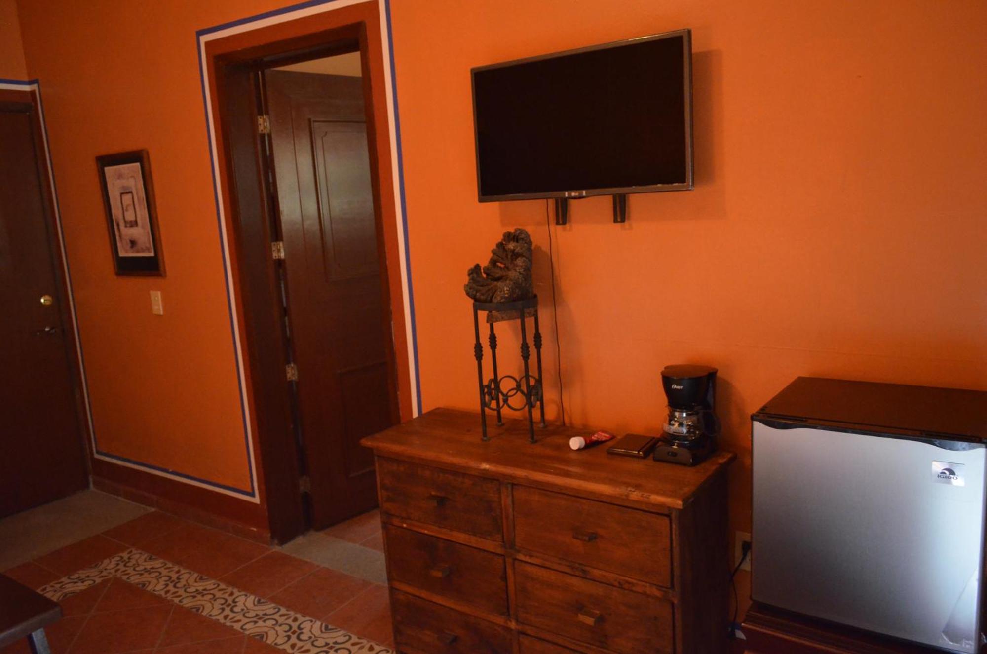 Hotel Art Gallery Casona De Los Milagros Colima Esterno foto