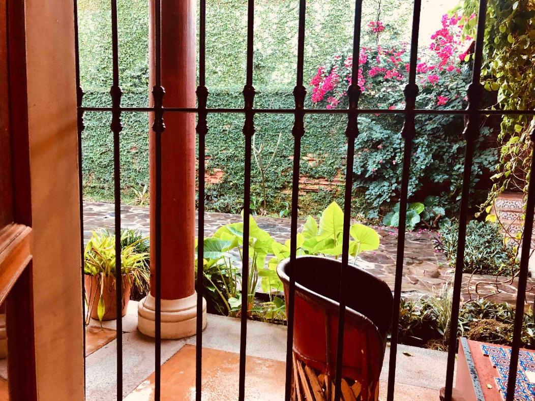 Hotel Art Gallery Casona De Los Milagros Colima Esterno foto