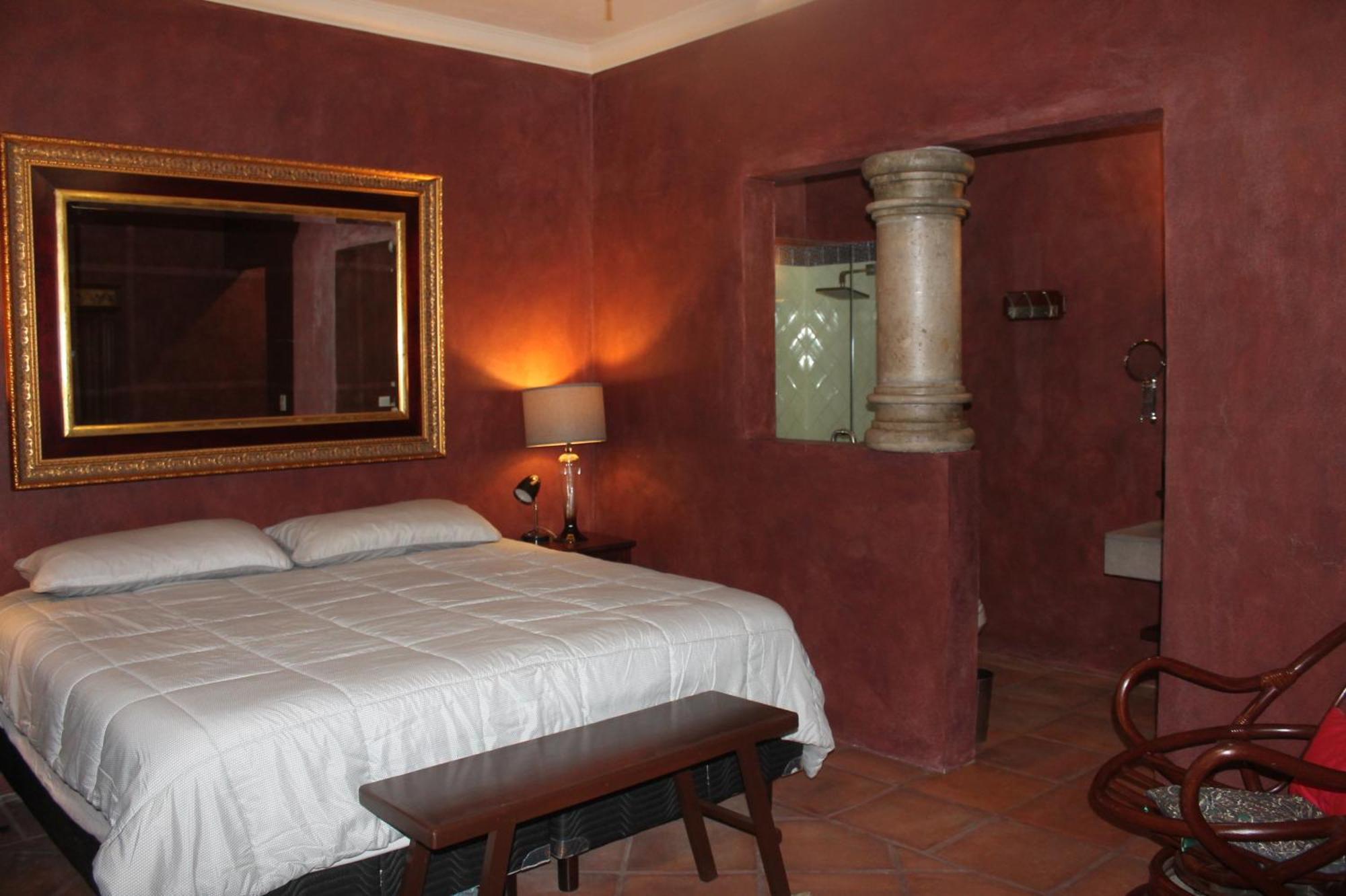 Hotel Art Gallery Casona De Los Milagros Colima Esterno foto